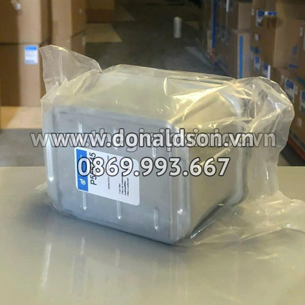 Lọc dầu tách nước động cơ P556745